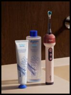 Dyson CameraJet Electric Toothbrush (Ceramic Pink) – image 3